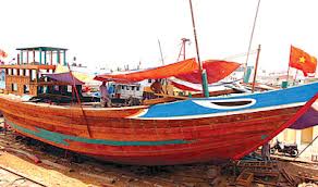 Nhiều ngư dân Bình Định đầu tư hàng tỷ đồng đóng tàu đánh bắt xa bờ
